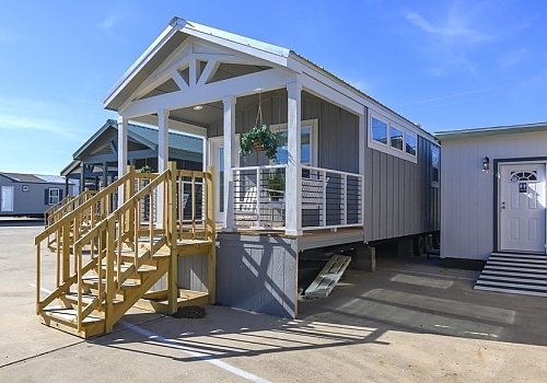 Side front view of tiny home in Muskogee, OK